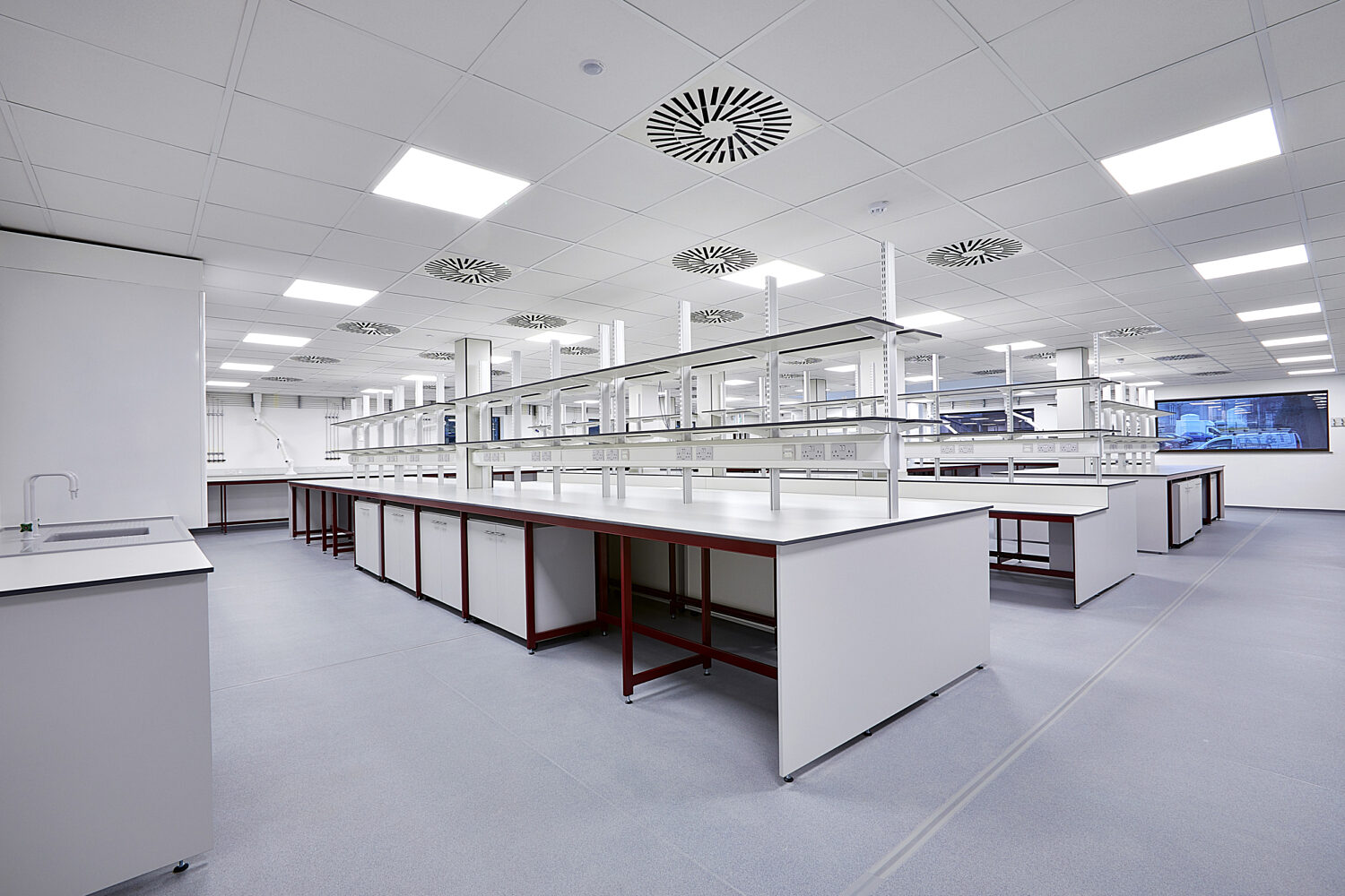 Lab facilities for GW Pharma