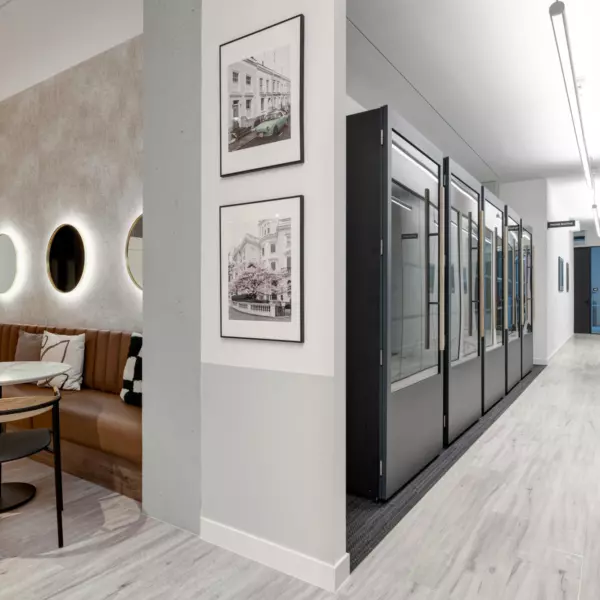 Quiet working pods at Kajima