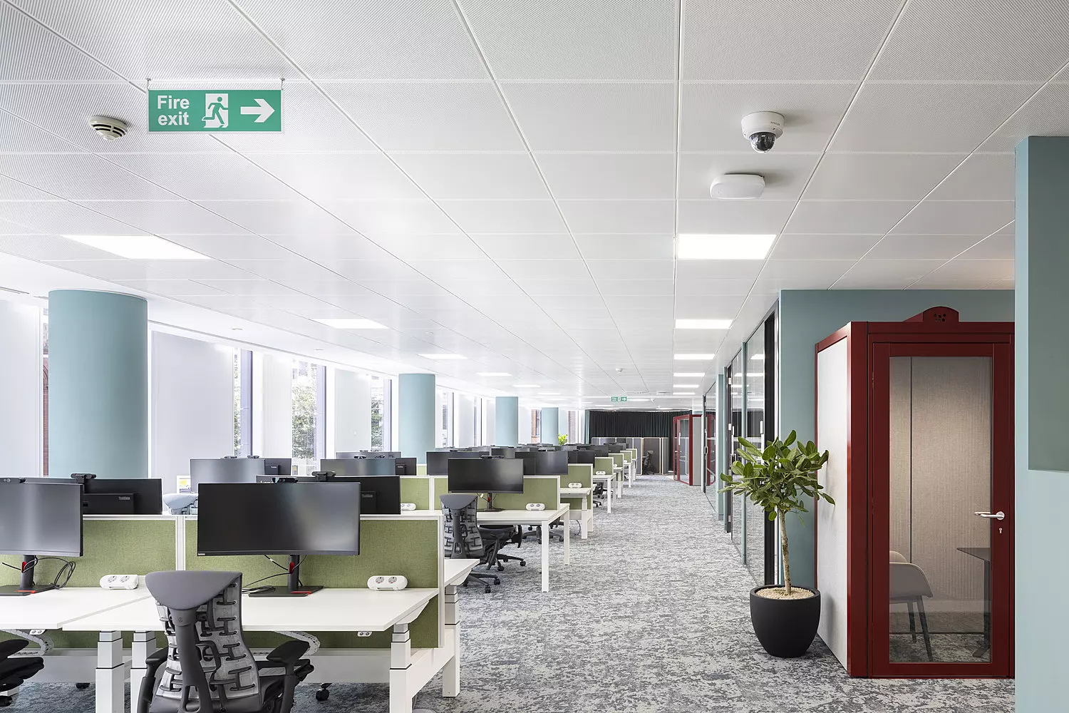 Workstations at Instant