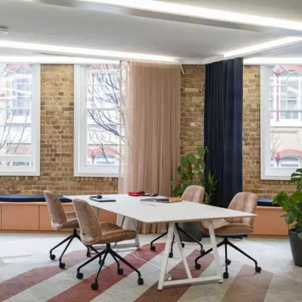 Interface office design windows