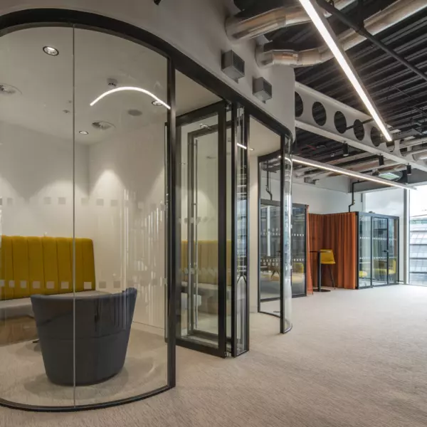 Private workspace booths