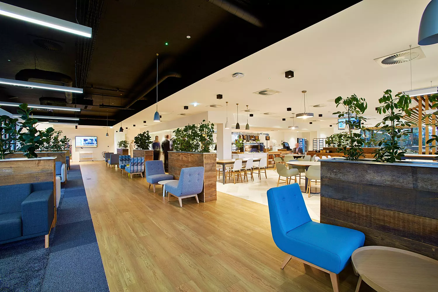 Smith Nephew cafe space