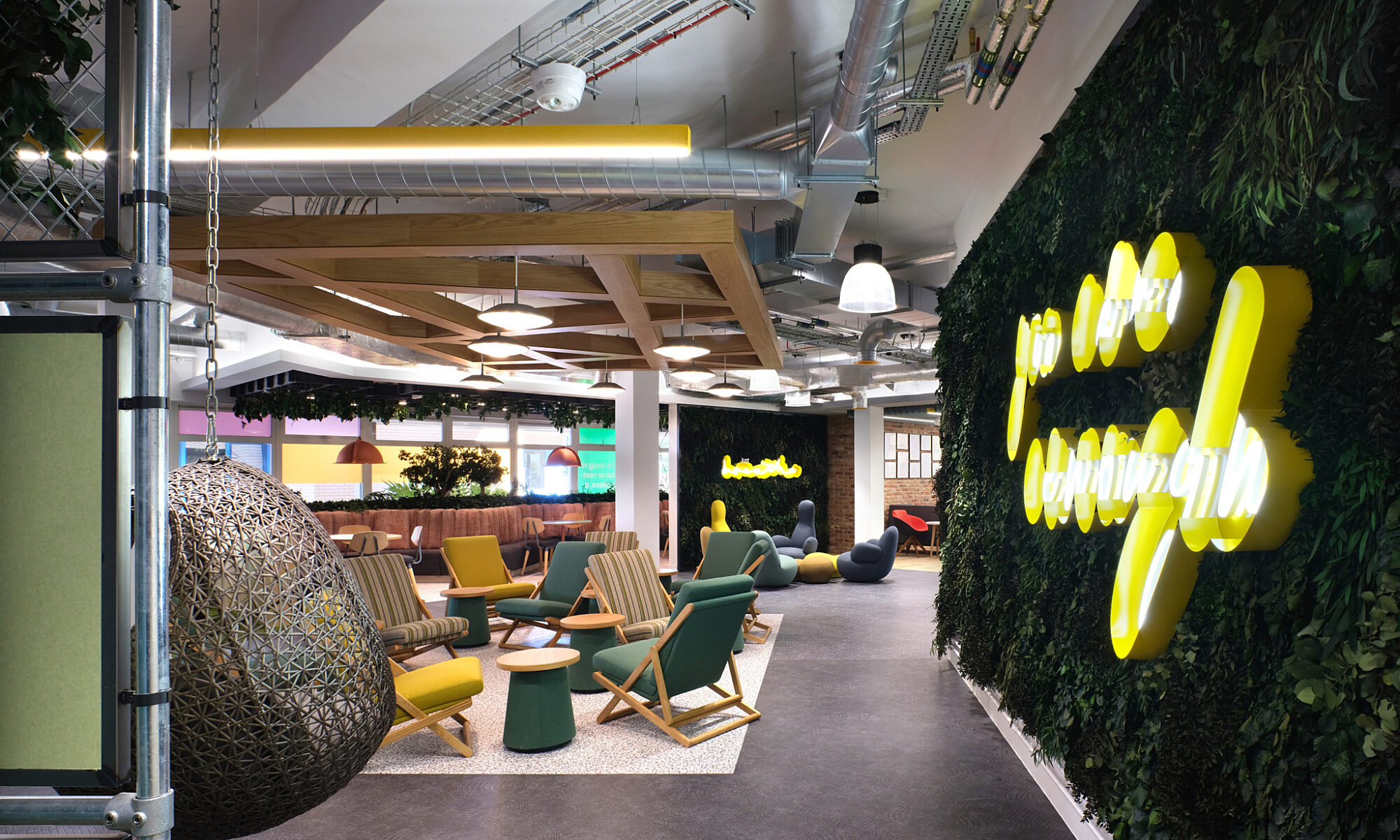 Biophilic wall and unique seating
