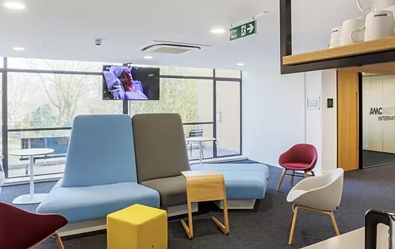 workspace meeting room design