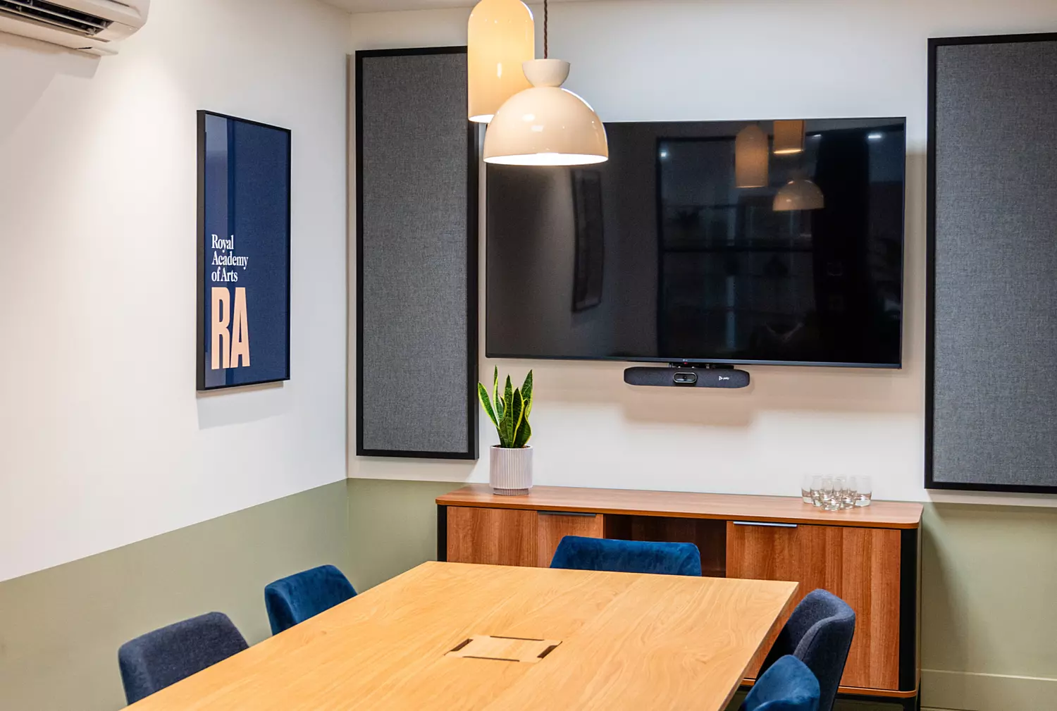 Meeting room wall pannels