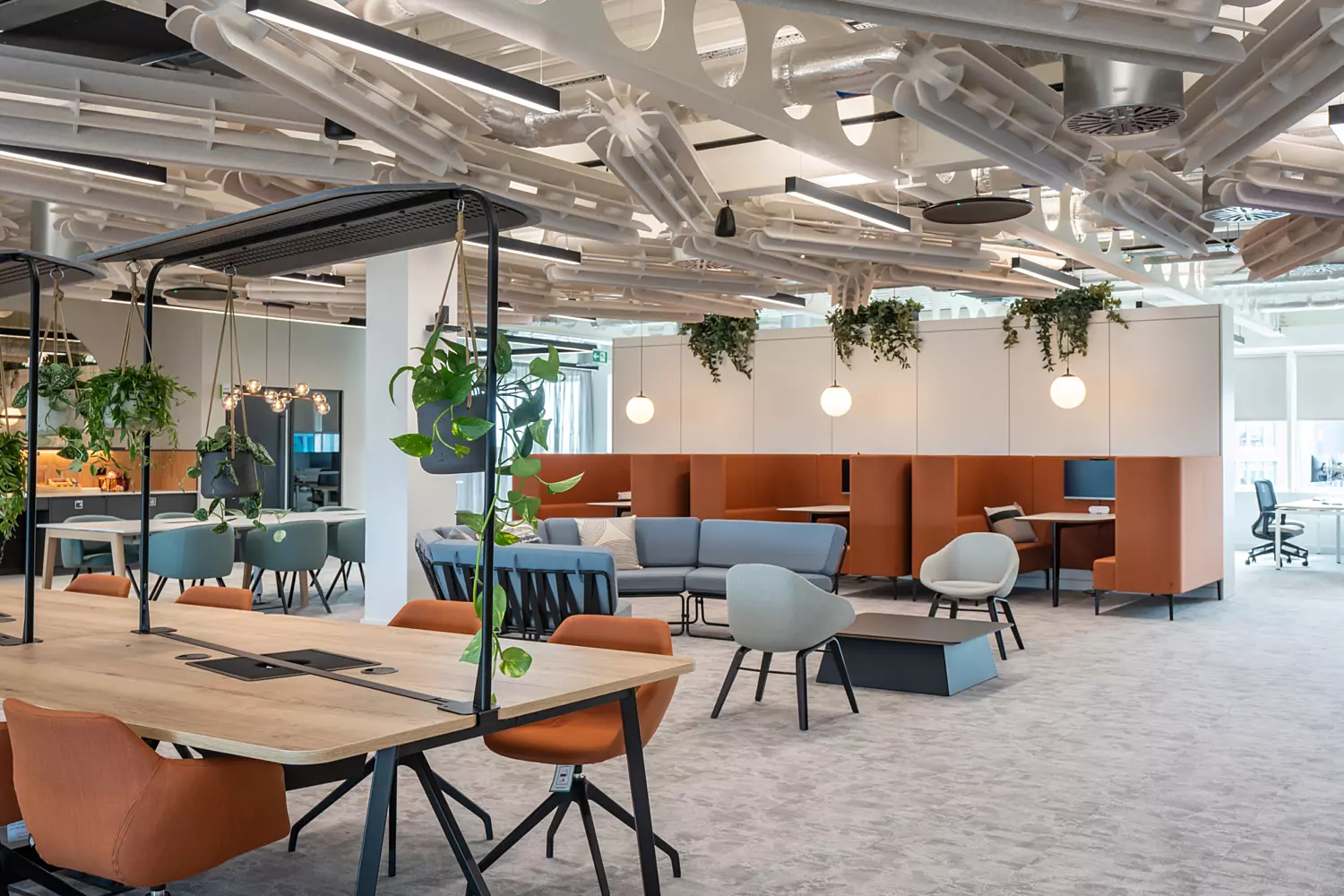 Open plan social breakout area space