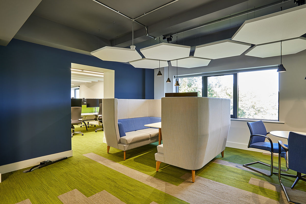 flexible workspaces in office fit out