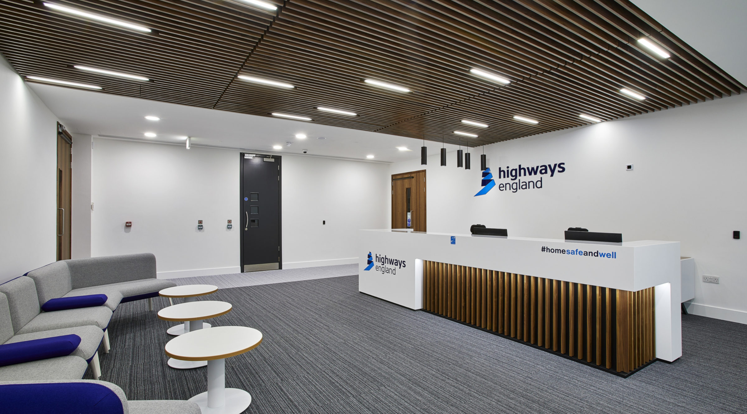Bold reception for Highways England's office fit out