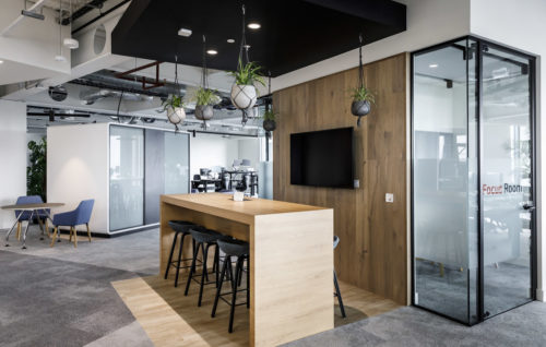 JLL's office fit out is leading the way in… | Overbury