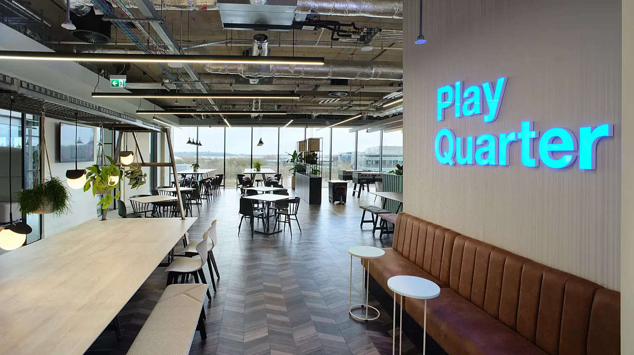 Morgan Lovell delivers modern hybrid office for Three, Reading