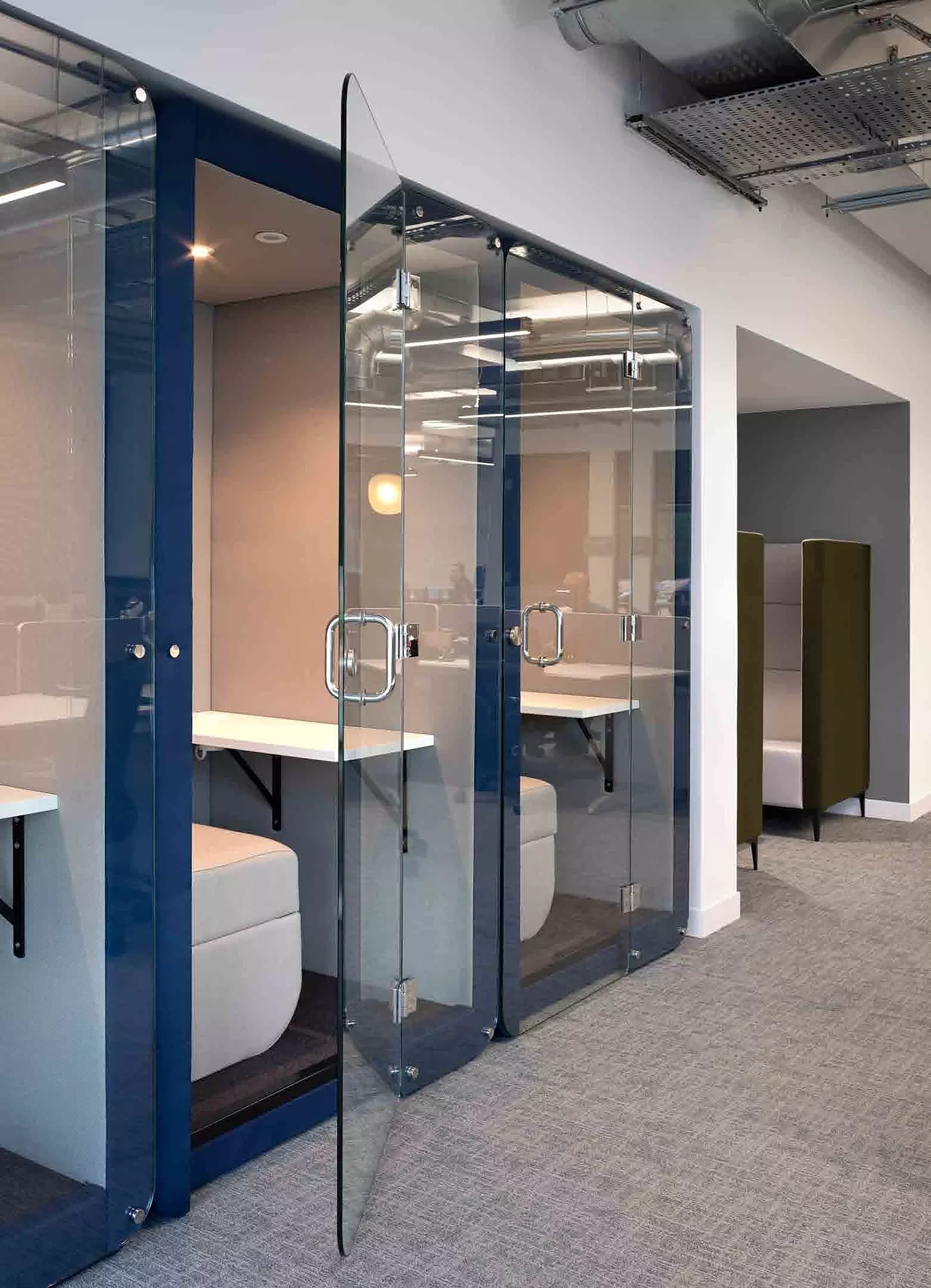 Office design with quiet zones