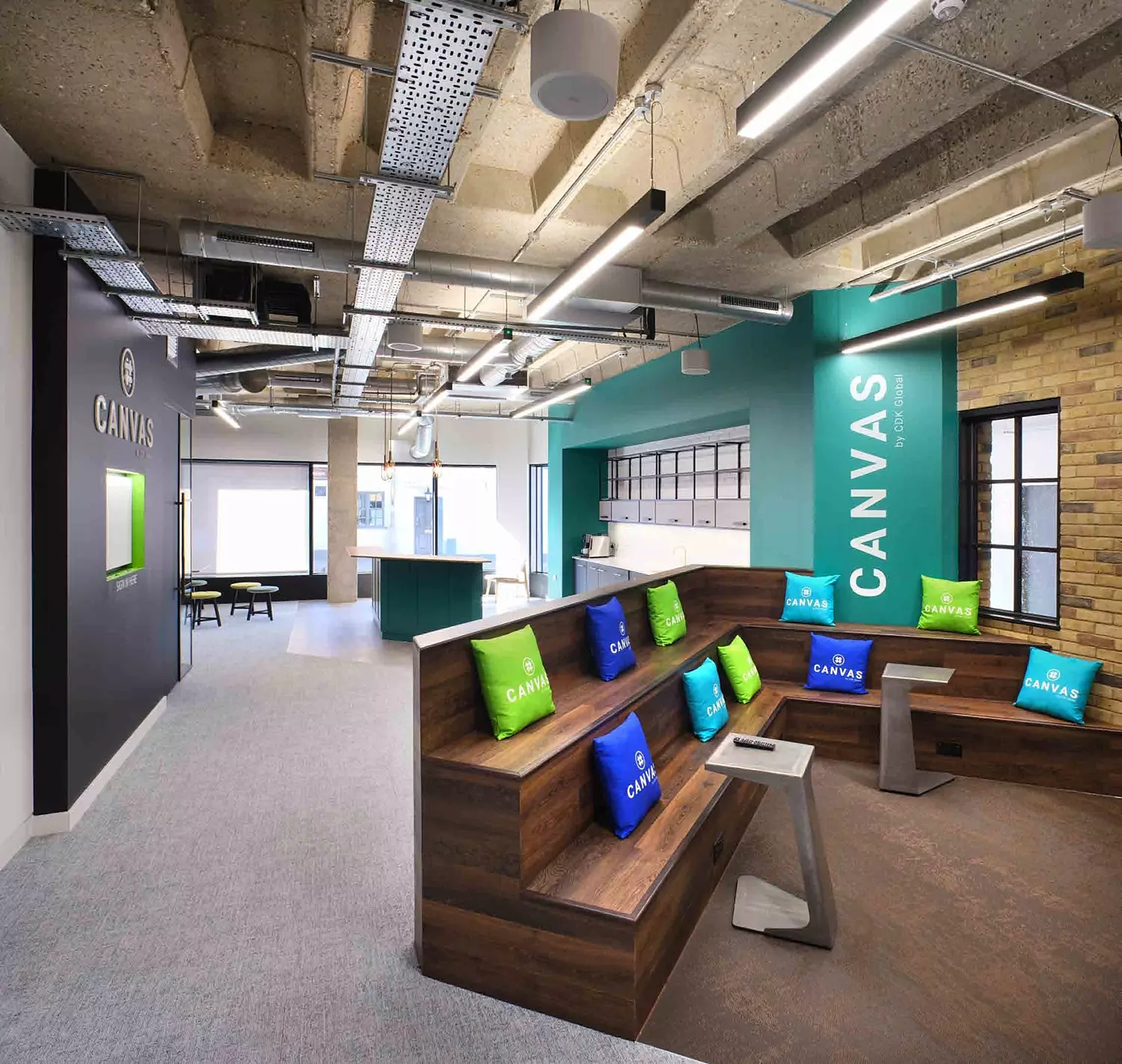 Office collaboration spaces fit out