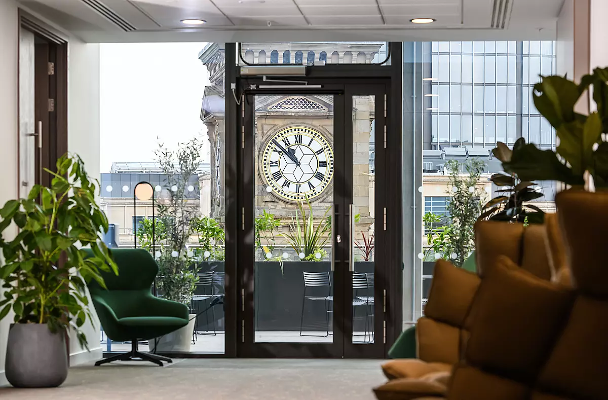 DLA Piper fit out Birmingham by Overbury