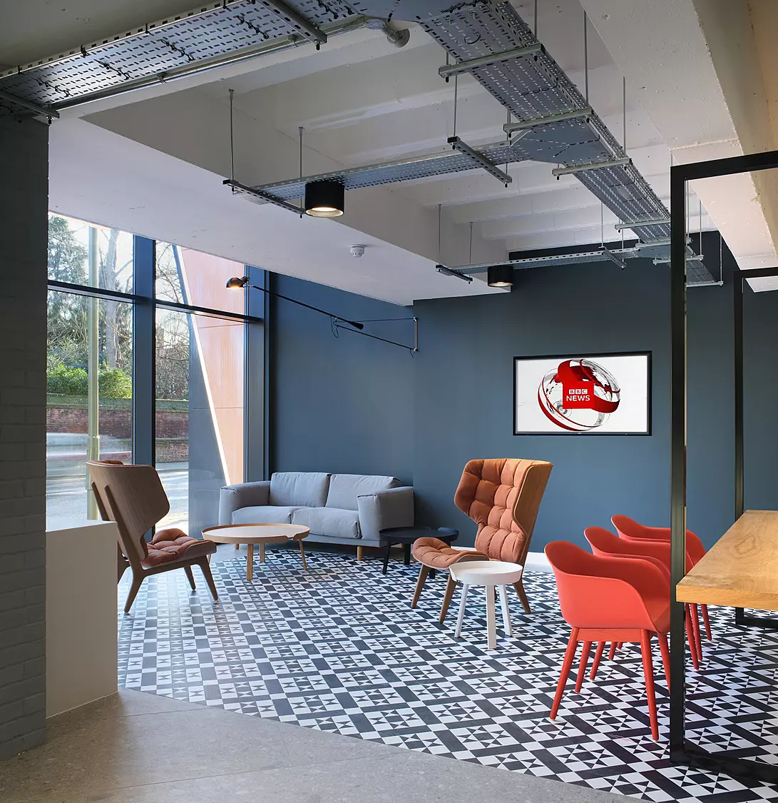 Office communal breakout space