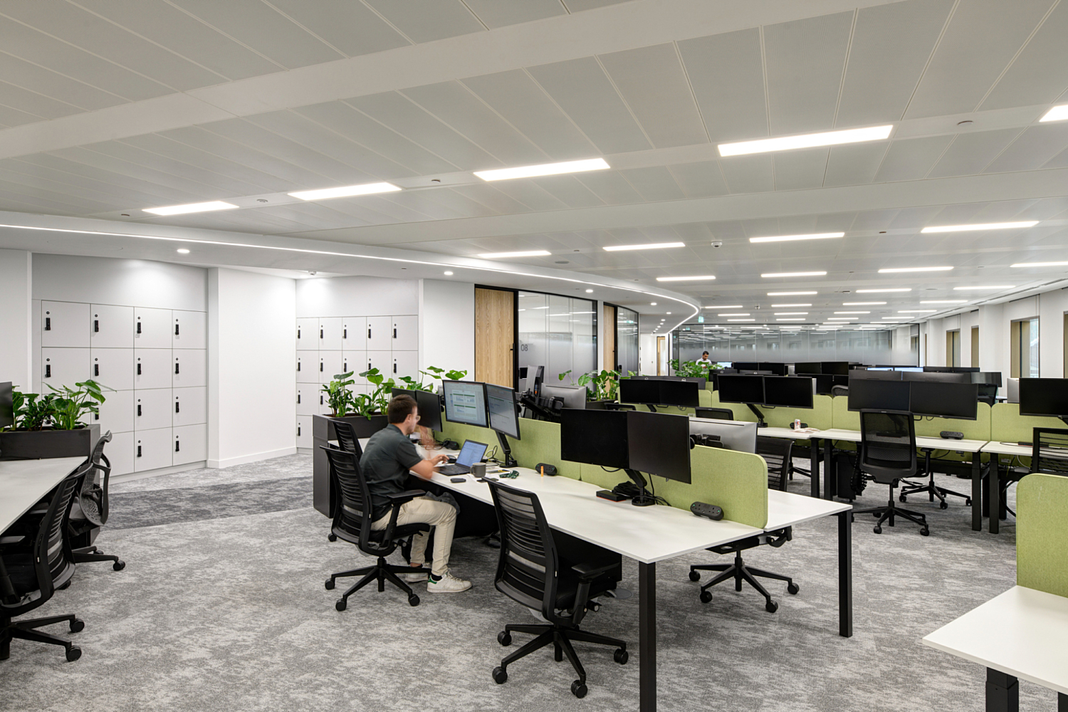 Traditional workspace at Alantra