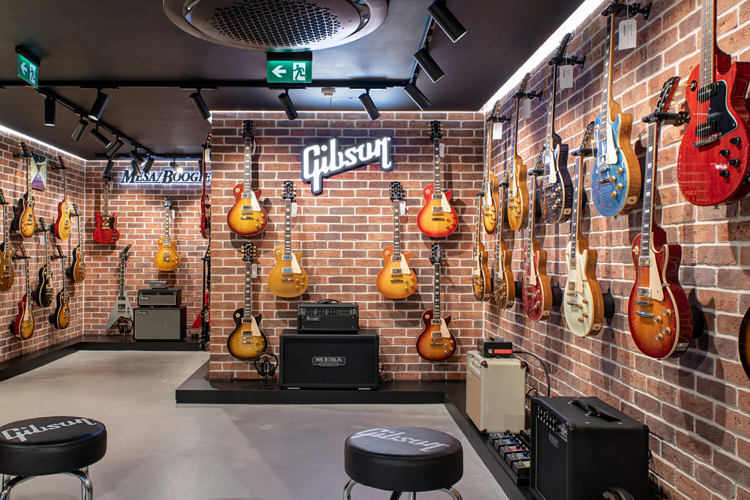 Gibson guitars showroom in Soho