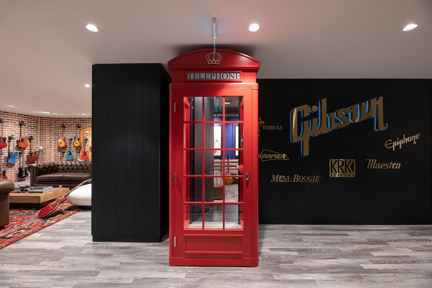 London phonebox in Gibson showroom
