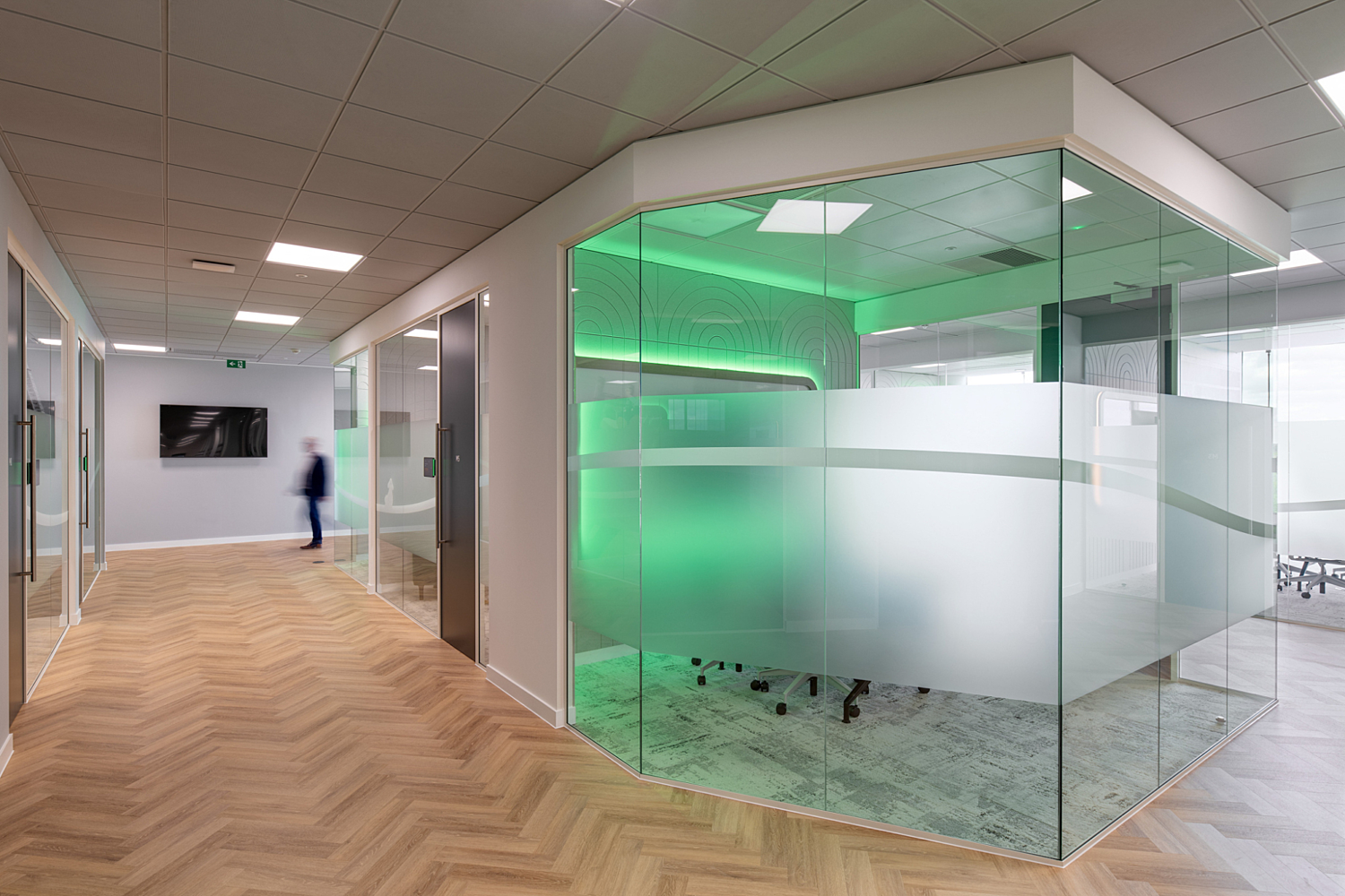 Branded office meeting rooms for Sage, Winnersh Triangle