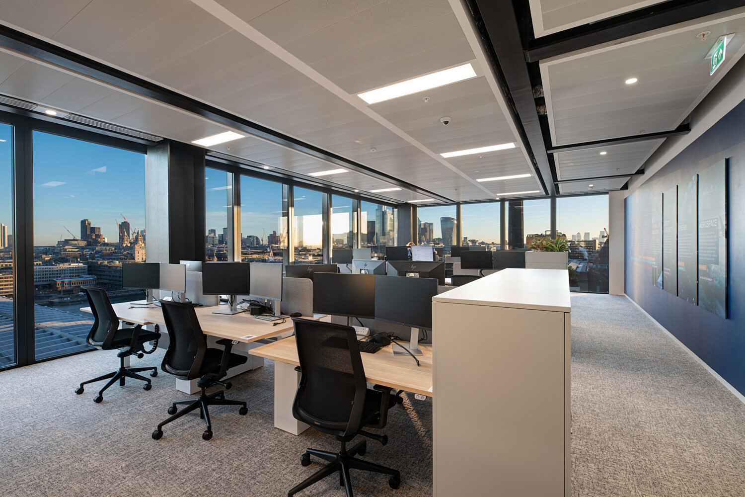 Desks with a view over the city of London