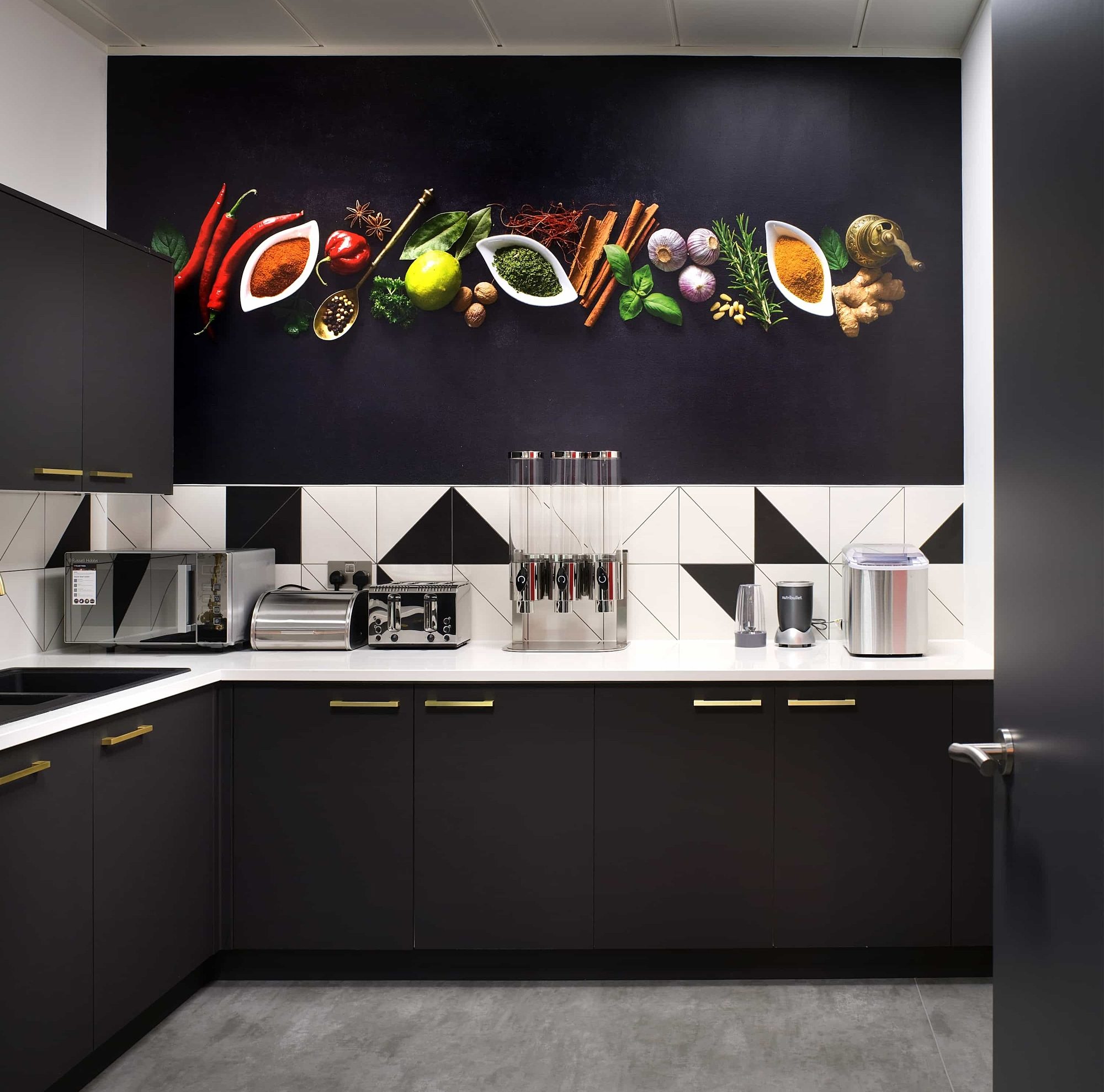 Vibrant Foods office kitchen design