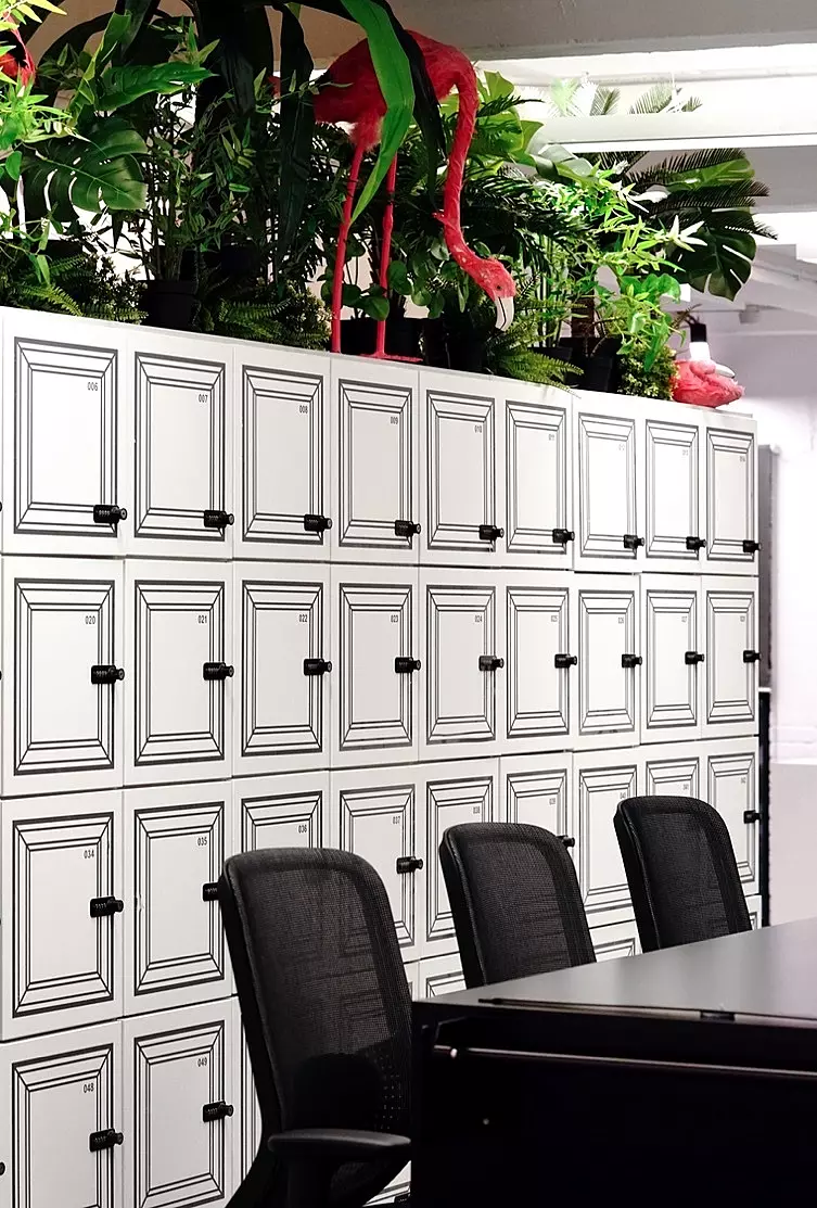Virgin lockers in meeting space fit out