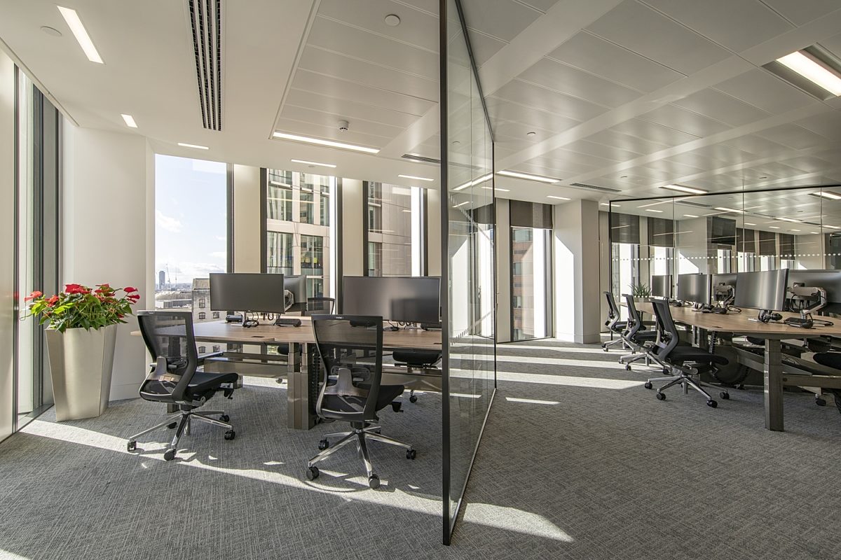 R3 open plan workspace fit out