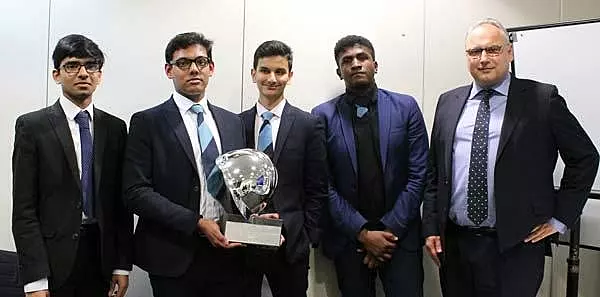 Morgan Lovell awarded Silver Safety Award for supporting Education in Construction